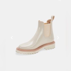 Dolce Vita Stormy Rain Boot